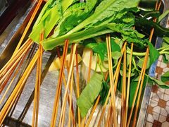 -钢管厂五区小郡肝串串香(奥克斯广场锦城万达店)