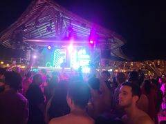 -FINNS Beach Club