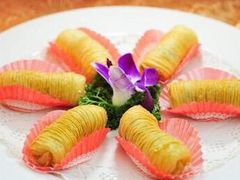 -高第街56号餐厅(宝龙店)