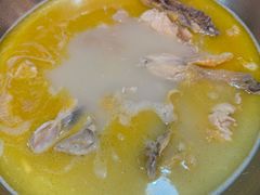 -鲜入围煮花胶鸡海鲜火锅
