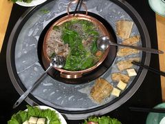 -银同牦牛肉火锅