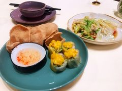 香芒米纸大虾卷-蕉叶·广州明星泰国菜(黑金冠保利广场店)