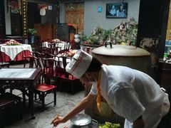 -蔼若春.传承三十年云南菜(金碧公园店)