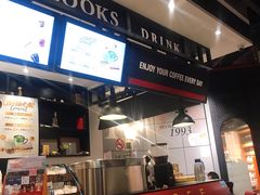 -西西弗书店&矢量咖啡(凯德晶萃广场店)