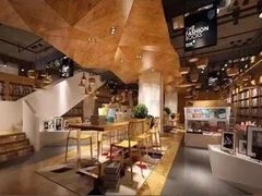 -新华里咖啡书吧(新华书店小寨店)