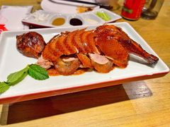 甄选鱼子酱烤鸭-京味斋·北京烤鸭(北京南站洋桥店)