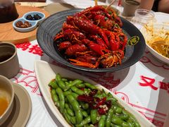 -肥肥虾庄·金牌油焖大虾(汉口城市广场店)