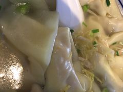 -绿杨馄饨店(湖滨新天地店)