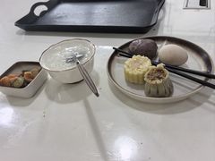 -麓舍全景太湖温泉别墅团建拓展会议亲子