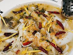 -渔语鱼酸菜鱼新川菜(来福士店)