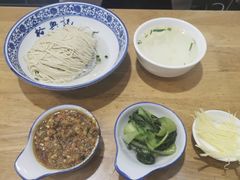 -裕兴记·三虾面(西北街总店)