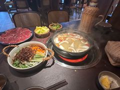 -芸鲜季·云南野生菌餐厅· 云南风物味研社(闵行店)