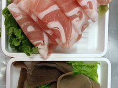 -百品聚旋转火锅(号外店)