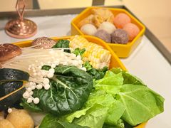 蔬菌拼多多-润园四季椰子鸡火锅(卓越INTOWN店)