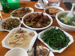 -山里人家土菜馆(茅山店)