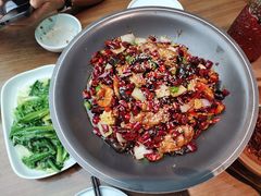 -有红鸡毛店·川菜(建设路店)