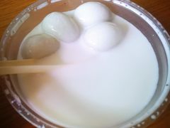 牛奶汤圆-东记甜品(佛山总店)