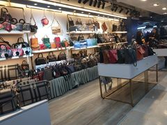 -广州白马服装市场