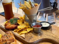 招牌小吃拼盘-Mark&Mars Restaurant