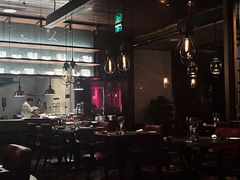 -恰餐厅及酒吧 CHAR Bar & Grill (北京丽都皇冠假日店)