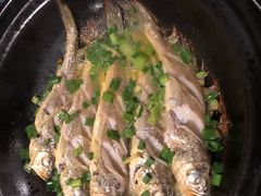 砂锅焗小黄鱼-小时候焗海鲜(鄞州万达店)