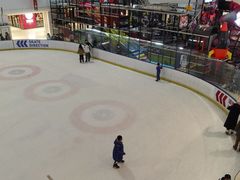 -炫采冰场(红博中央公园商场店)