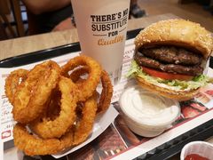 -The Habit Burger Grill 哈比特汉堡(爱琴海店)