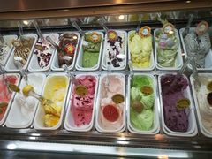 自助取餐区-柠檬车露(卖草地店)