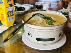 -小放牛炒菜馆(军校店)