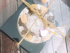 -小苍兰风铃草·礼物蛋糕(沈阳店)