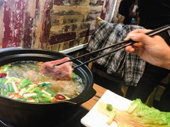 -陆记牛庄·碳锅龙虾烧烤(爱上花园店)