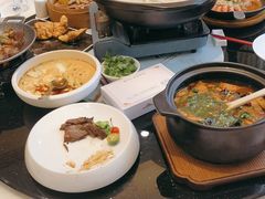 -香山湖家家宴(中山陵店)