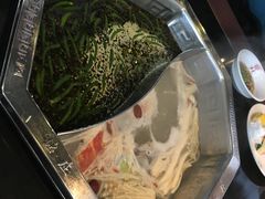 -重庆德庄火锅(体育中心店)