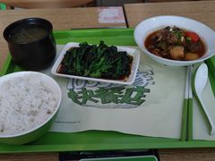 -老乡鸡(武汉光谷南湖时尚城店)