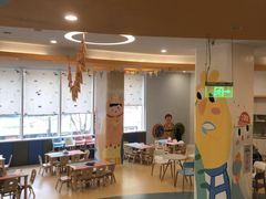 -戊辰亲子游泳俱乐部