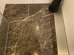 -桔子酒店(上海西藏北路地铁站店)