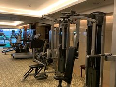 -深圳富苑皇冠假日套房酒店