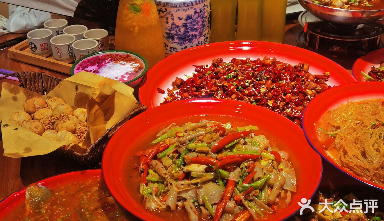 火爆魔都的半步颠⭕️脸盆装菜撑到扶墙出