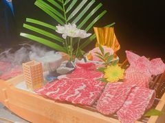 -铭牛烧肉·和牛海鲜自助(高新月牙湖店)