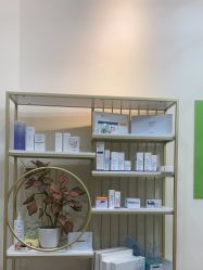 -冰芙洁问题性皮肤美甲美睫