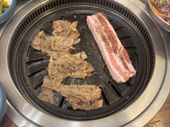 -明洞阿姨·韩式酱蟹烤肉·创意料理(三元桥店)