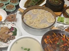 -梅利汴京烤鸭•开封豫菜地标店(东大街店)