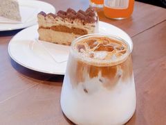 -Fridi Patisserie Cafe