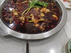 -老表牌·蛙蛙鸡冷锅鱼(成都东站店)