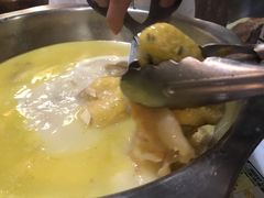 -鲜入围煮花胶鸡海鲜火锅