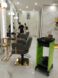 大厅-3AM HAIR SALON烫发染发接发