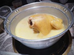 -禄婶鸡煲·打边炉