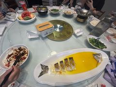 -苏湘小馆·不做预制菜(青年公社店)