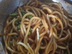 素椒杂酱面-左撇子私房面