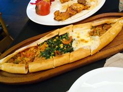 四季皮塔饼-Efes Turkish & Mediterranean Cuisine 艾菲斯餐厅(陆家嘴店)